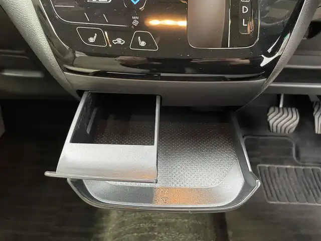 三菱 ｅＫワゴン G 青森県 2021(令3)年 0.4万km シルキーホワイト ワンオーナー /4WD/社外メモリナビ/ (CD/DVD/BT)/ワンセグTV/バックカメラ/コーナーセンサー/前席シートヒーター /ステアリングリモコン/社外ドライブレコーダー/オートライト/衝突軽減ブレーキ/車線逸脱警報/ふらつき警報/先行車発進お知らせ/標識認識/純正ドアバイザー/純正フロアマット/14インチ社外アルミホイール/積込タイヤ/取扱説明書/保証書