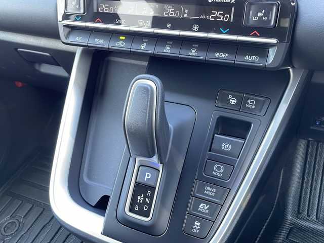 トヨタ ノア ハイブリッド S－Z 静岡県 2024(令6)年 0.1万km ホワイトパールクリスタルシャイン スマートキー/プッシュスタート/純正10.5インチナビ/　フルセグTV/BTオーディオ/Miracast/DVD/全方位カメラ/デジタルインナーミラー/4WD/寒冷地仕様/ハンドルヒーター/ステアリングスイッチ/AC100V電源/オートホールド/パーキングアシスト/前後コーナーセンサー/LEDヘッドライト