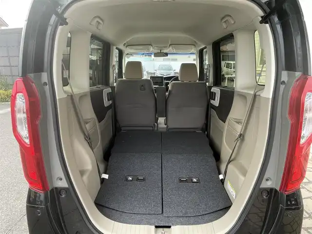 ホンダ Ｎ ＢＯＸ G L ホンダセンシング 秋田県 2019(平31)年 8.6万km クリスタルブラックパール (株)IDOMが運営する【じしゃロン 秋田店】の自社ローン専用車両になります。こちらは現金またはオートローンご利用時の価格です。自社ローンご希望の方は別途その旨お申付け下さい/４WD/スマートキー/ホンダセンシング/社外ナビ/フルセグテレビ/バックカメラ/ビルトインETC/片側パワースライドドア