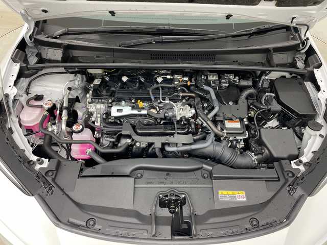 トヨタ プリウス Z 道央・札幌 2023(令5)年 1.6万km プラチナホワイトパールマイカ ・4WD/・寒冷地仕様/・ガラスルーフ/・純正ディスプレイオーディオ/・ナビ&BT&Miracast&フルセグTV/・全方位カメラ/・パワーバックドア/・デジタルインナーミラー/・トヨタセーフティセンス/・レーダークルーズコントロール/・ブラインドスポットモニター/・レザーシート/・D席メモリ機能付パワーシート/・前席シートヒーター&ベンチレーション/・ステアリングヒーター/・置くだけ充電/・AC100V/・ビルトインETC2.0/・クリアランスソナー/・LEDヘッドライト/・オートライト/・オートマチックハイビーム/・スマートキー/・モデリスタ19インチAW