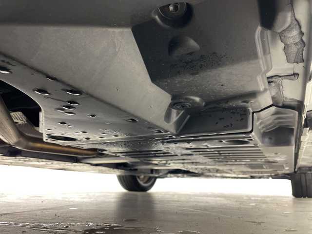 トヨタ プリウス Z 道央・札幌 2023(令5)年 1.6万km プラチナホワイトパールマイカ ・4WD/・寒冷地仕様/・ガラスルーフ/・純正ディスプレイオーディオ/・ナビ&BT&Miracast&フルセグTV/・全方位カメラ/・パワーバックドア/・デジタルインナーミラー/・トヨタセーフティセンス/・レーダークルーズコントロール/・ブラインドスポットモニター/・レザーシート/・D席メモリ機能付パワーシート/・前席シートヒーター&ベンチレーション/・ステアリングヒーター/・置くだけ充電/・AC100V/・ビルトインETC2.0/・クリアランスソナー/・LEDヘッドライト/・オートライト/・オートマチックハイビーム/・スマートキー/・モデリスタ19インチAW