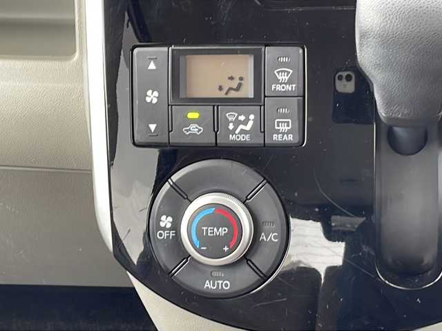 ダイハツ タント G SA Ⅲ 静岡県 2018(平30)年 3.7万km パールホワイトⅢ /ワンオーナー//社外ナビ/地デジTV//社外CD/DVD/Bluetooth//バックカメラ//両側パワースライド//シートヒーター//純正14インチAW//スマートキー//スペアキー//保証書//取説