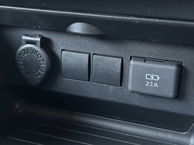 トヨタ ライズ G 大阪府 2020(令2)年 2.7万km シャイニングホワイトパール 純正SDメモリナビ(NSZT-W68T)/BT/CD/SD/フルセグTV/バックカメラ/MTモード/前後ドラレコ(TZ-D205W)/レーンキープアシスト/コーナーセンサー/LEDヘッドライト/オートハイビーム/純正フロアマット/純正16インチAW/電格ミラー/ドアバイザー/スペアキー/ETC