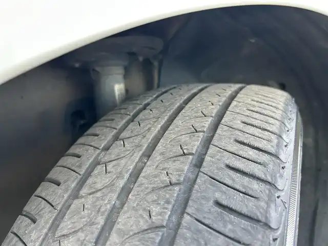 スズキ スイフト HYBRID RS 宮城県 2017(平29)年 11.9万km ピュアホワイトP 社外SDナビ/【CD・DVD・SD・BT・フルセグTV】/バックカメラ/純正エアロ/純正15インチAW/D席シートヒーター/パドルシフト/社外ドライブレコーダー/革巻きステアリング/ステアリングスイッチ/アイドリングストップ/横滑り防止装置/オートライト/LEDヘッドライト/フォグライト/スマートキーX２/ETC