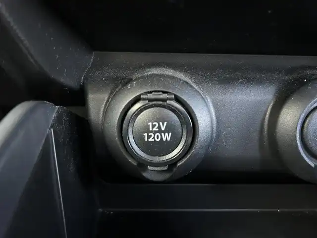 スズキ スイフト HYBRID RS 宮城県 2017(平29)年 11.9万km ピュアホワイトP 社外SDナビ/【CD・DVD・SD・BT・フルセグTV】/バックカメラ/純正エアロ/純正15インチAW/D席シートヒーター/パドルシフト/社外ドライブレコーダー/革巻きステアリング/ステアリングスイッチ/アイドリングストップ/横滑り防止装置/オートライト/LEDヘッドライト/フォグライト/スマートキーX２/ETC