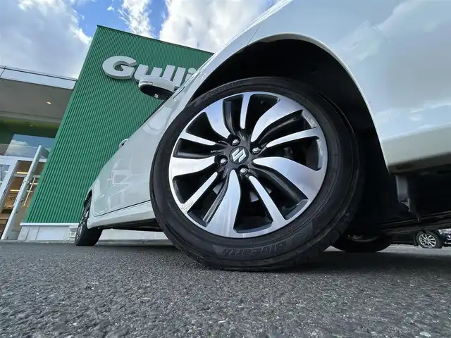 スズキ スイフト HYBRID RS 宮城県 2017(平29)年 11.9万km ピュアホワイトP 社外SDナビ/【CD・DVD・SD・BT・フルセグTV】/バックカメラ/純正エアロ/純正15インチAW/D席シートヒーター/パドルシフト/社外ドライブレコーダー/革巻きステアリング/ステアリングスイッチ/アイドリングストップ/横滑り防止装置/オートライト/LEDヘッドライト/フォグライト/スマートキーX２/ETC