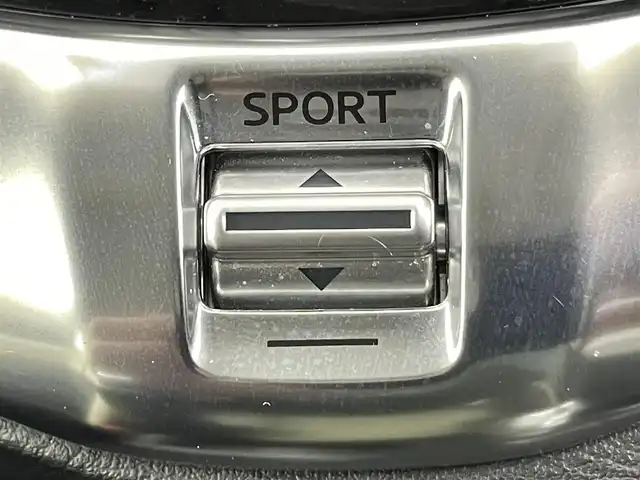 マツダ デミオ 13S Lパッケージ 千葉県 2015(平27)年 1.5万km スノーフレイクホワイトパールマイカ 純正メモリナビ/　CD/DVD/BT/フルセグTV/衝突軽減ブレーキ/レーンキープアシスト/ブラインドスポットモニター/ヘッドアップディスプレイ/ETC/バックカメラ/プッシュスタート&スマートキー/ステアリングスイッチ/革巻きステアリング/HIDヘッドライト/フォグライト/エンケイ17インチアルミホイール