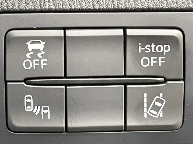 マツダ デミオ 13S Lパッケージ 千葉県 2015(平27)年 1.5万km スノーフレイクホワイトパールマイカ 純正メモリナビ/　CD/DVD/BT/フルセグTV/衝突軽減ブレーキ/レーンキープアシスト/ブラインドスポットモニター/ヘッドアップディスプレイ/ETC/バックカメラ/プッシュスタート&スマートキー/ステアリングスイッチ/革巻きステアリング/HIDヘッドライト/フォグライト/エンケイ17インチアルミホイール