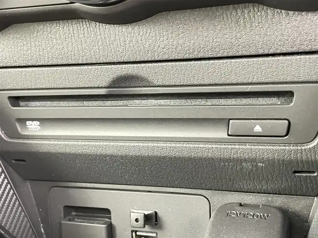 マツダ デミオ 13S Lパッケージ 千葉県 2015(平27)年 1.5万km スノーフレイクホワイトパールマイカ 純正メモリナビ/　CD/DVD/BT/フルセグTV/衝突軽減ブレーキ/レーンキープアシスト/ブラインドスポットモニター/ヘッドアップディスプレイ/ETC/バックカメラ/プッシュスタート&スマートキー/ステアリングスイッチ/革巻きステアリング/HIDヘッドライト/フォグライト/エンケイ17インチアルミホイール