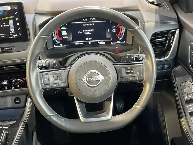 日産 エクストレイル G e－4ORCE 岡山県 2023(令5)年 10.4万km ブリリアントホワイトパール/スーパーブラック 2トーン 登録時走行距離103618km/置くだけ充電/プロパイロット/e-pedal/プロパイロットパーキング/純正ナビ/(AM/FM/TV/BT/AppleCarPlay)/全方位カメラ/ビルトインETC/ドライブレコーダー/電動リアゲート/寒冷地仕様/ステアリングヒーター/D+N席シートヒーター/D+N席パワーシート/D席シートメモリ/スマートキー/スペアキー/純正１９インチアルミホイール