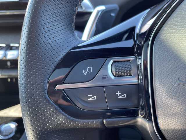 プジョー ３００８ GT ブルー HDi 東京都 2021(令3)年 2.5万km 青 ガラスサンルーフ/ハーフレザーシート/電動パワーシート/シートヒーター/純正LEDヘッドライト/純正18インチアルミホイール/オートテールゲート/パドルシフト/バックモニター/ブラインドスポットモニター/レーンキープアシスト/アダプティブクルーズコントロール/衝突被害軽減ブレーキ/ステアリングスイッチ/フルオートエアコン/サイドエアバック/カーテンエアバック/スマートキー/プッシュスタート