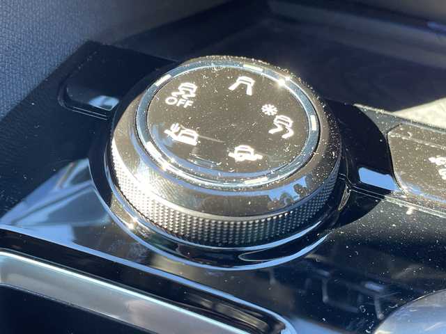 プジョー ３００８ GT ブルー HDi 東京都 2021(令3)年 2.5万km 青 ガラスサンルーフ/ハーフレザーシート/電動パワーシート/シートヒーター/純正LEDヘッドライト/純正18インチアルミホイール/オートテールゲート/パドルシフト/バックモニター/ブラインドスポットモニター/レーンキープアシスト/アダプティブクルーズコントロール/衝突被害軽減ブレーキ/ステアリングスイッチ/フルオートエアコン/サイドエアバック/カーテンエアバック/スマートキー/プッシュスタート