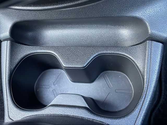 日産 ノート e－パワー X 新潟県 2016(平28)年 5.4万km ソニックブルー 純正ナビ/(Bluetooth/AM/FM)/フルセグTV/衝突軽減システム/スタッドレスタイヤ/アラウンドビューモニター/バックカメラ/ドアイブレコーダー/横滑り防止装置　/レーンキープアシスト/プッシュスタート