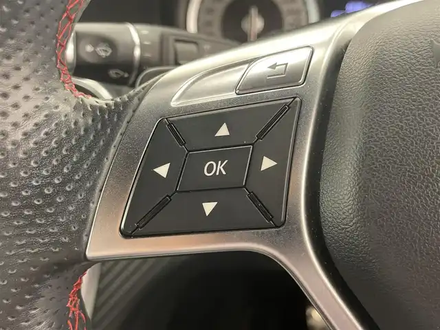 メルセデス・ベンツ Ａ１８０ ブルーエフィシェンシー 岡山県 2013(平25)年 6.4万km 白 エクスクルーシブパッケージ　/シートヒーター　/レザーシート　/クライメイトコントロール　/コンビニエンスオープン　/リバースポジション　/クルコン　/バックカメラ　/純正ナビ　/Ｂｌｕｅｔｏｏｔｈ