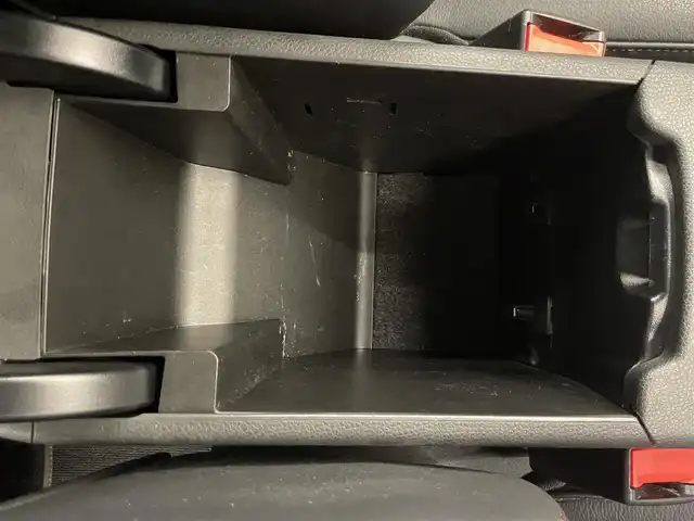 メルセデス・ベンツ Ａ１８０ ブルーエフィシェンシー 岡山県 2013(平25)年 6.4万km 白 エクスクルーシブパッケージ　/シートヒーター　/レザーシート　/クライメイトコントロール　/コンビニエンスオープン　/リバースポジション　/クルコン　/バックカメラ　/純正ナビ　/Ｂｌｕｅｔｏｏｔｈ