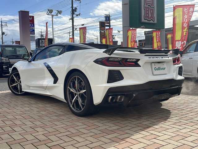 シボレー シボレー コルベット コンバーチブル 鳥取県 2022(令4)年 0.3万km パールⅡ 法人ワンオーナー/ヤナセディーラー車/７０th記念モデル/スマートキーx2個/記録簿R7/11R6/12R5/12/リトラクタブルハードトップ/BOSE14スピーカーサウンド/コンペディションタンレザーシート/アルカンターラインテリアトリムルーフ/フロントリフター/ブレンボレッドキャリパー/5スポーク鍛造AW（F19R20)/パイロットスポーツ４S/カーボンフラッシュリアスポイラー・ミラー/クウォッドエキゾースト（バルブ切替）/カラーヘッドアップディスプレイ/12インチディスプレイナビ/フルセグ・Bluetooth/フロント・リアカメラ/ワイヤレス充電/シートヒーターベンチレーション/8ウェイパワーシート/ステアリングヒーター/社外GPSレーダー/社外360ドライブレコーダー/プリクラッシュセーフティ/ブラインドスポット/レーンデパーチャー/リアソナー/オートハイビーム/LEDヘッドライト/ETCユニット/保証書・取説