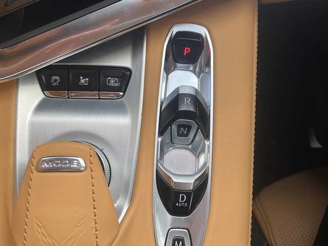 シボレー シボレー コルベット コンバーチブル 鳥取県 2022(令4)年 0.3万km パールⅡ 法人ワンオーナー/ヤナセディーラー車/７０th記念モデル/スマートキーx2個/記録簿R7/11R6/12R5/12/リトラクタブルハードトップ/BOSE14スピーカーサウンド/コンペディションタンレザーシート/アルカンターラインテリアトリムルーフ/フロントリフター/ブレンボレッドキャリパー/5スポーク鍛造AW（F19R20)/パイロットスポーツ４S/カーボンフラッシュリアスポイラー・ミラー/クウォッドエキゾースト（バルブ切替）/カラーヘッドアップディスプレイ/12インチディスプレイナビ/フルセグ・Bluetooth/フロント・リアカメラ/ワイヤレス充電/シートヒーターベンチレーション/8ウェイパワーシート/ステアリングヒーター/社外GPSレーダー/社外360ドライブレコーダー/プリクラッシュセーフティ/ブラインドスポット/レーンデパーチャー/リアソナー/オートハイビーム/LEDヘッドライト/ETCユニット/保証書・取説