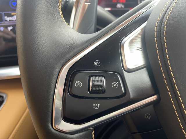 シボレー シボレー コルベット コンバーチブル 鳥取県 2022(令4)年 0.3万km パールⅡ 法人ワンオーナー/ヤナセディーラー車/７０th記念モデル/スマートキーx2個/記録簿R7/11R6/12R5/12/リトラクタブルハードトップ/BOSE14スピーカーサウンド/コンペディションタンレザーシート/アルカンターラインテリアトリムルーフ/フロントリフター/ブレンボレッドキャリパー/5スポーク鍛造AW（F19R20)/パイロットスポーツ４S/カーボンフラッシュリアスポイラー・ミラー/クウォッドエキゾースト（バルブ切替）/カラーヘッドアップディスプレイ/12インチディスプレイナビ/フルセグ・Bluetooth/フロント・リアカメラ/ワイヤレス充電/シートヒーターベンチレーション/8ウェイパワーシート/ステアリングヒーター/社外GPSレーダー/社外360ドライブレコーダー/プリクラッシュセーフティ/ブラインドスポット/レーンデパーチャー/リアソナー/オートハイビーム/LEDヘッドライト/ETCユニット/保証書・取説