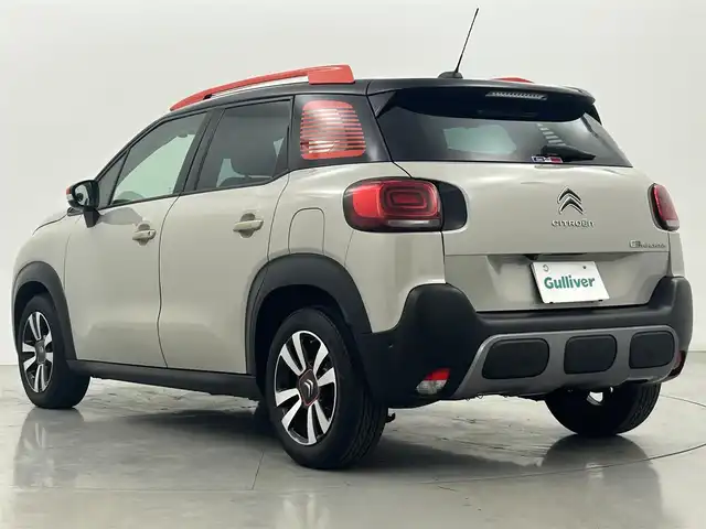シトロエン シトロエン Ｃ３ エアクロス キュイール 熊本県 2021(令3)年 3.3万km サーブル ワンオーナー　/禁煙車　/純正ディスプレイオーディオ（ＡｐｐｌＣａｒＰｌａｙ・ＡｎｄｒｏｉｄＡｕｔｏ・ＢＴ・ＵＳＢ）/バックカメラ/社外前後ドライブレコーダー　/ＥＴＣ　/前後クリアランスソナー　/クルーズコントロール/衝突軽減ブレーキ/レーンキープアシスト/ブラインドスポットモニター/横滑り防止/ハーフレザーシート/社外フロアマット/純正16インチAW/オートライト/LEDヘッドライト/フォグライト/スマートキー/プッシュスタート/スペアキー1本/保証書/取扱説明書