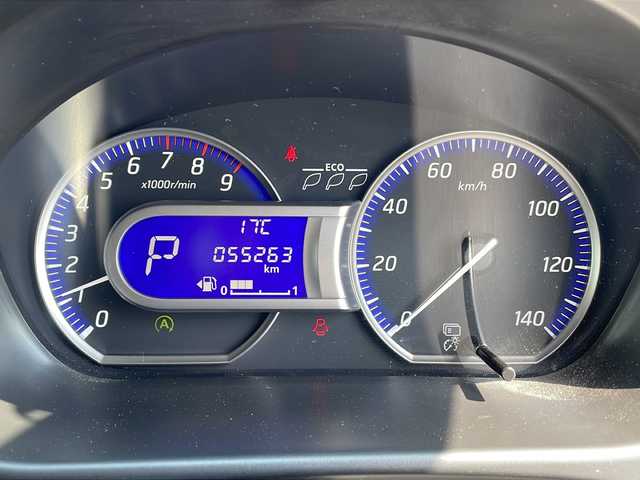 三菱 ｅＫカスタム G 青森県 2015(平27)年 5.6万km クールシルバーメタリック ・４WD/・純正フルセグナビTV/・AM/FM/Bluetooth/CD/DVD/・純正エンジンスターター/・純正フロアマット/・D席シートヒーター/・バックカメラ/・アイドリングストップ/・純正ドアバイザー/・スペアキー/・バニティミラー/・プッシュスタート/・純正AWスタットレスアルミセット積み込み14インチ/・保証書/・取扱説明書