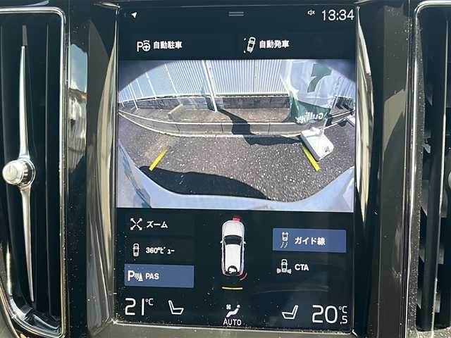 ボルボ ＸＣ６０ D4 AWD インスクリプション 岐阜県 2018(平30)年 5.9万km クリスタルホワイトP キャメルレザーシート/純正メーカーナビ(フルセグ、CD、BT、　　　　　　　　AppleCarPlay)/360度カメラ(バック、サイド、フロント)/前後ドラレコ/ルーフレール/パワーリアゲート/ETC/衝突被害軽減システム/レーダークルコン/レーンキープアシスト/ブラインドサポートモニター/ヘッドアップディスプレイ/クリアランスソナー/パワーシート(D/N)/シートヒーター(全席)/ベンチレーション(D/N)/LEDヘッドライト/オートハイビーム/オートライト/オートホールド/電動パーキングブレーキ/ISOFIX