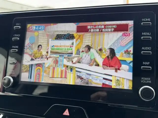 トヨタ ハリアー S 千葉県 2021(令3)年 3.4万km プレシャスブラックパール トヨタセーフティセンス/・プリクラッシュセーフティ/・レーンディパーチャーアラート/・レーダークルーズコントロール/・オートマチックハイビーム/純正ナビ/バックカメラ/AM/FM/BT/フルセグTV/前方ドライブレコーダー/ビルトインETC/革巻きステアリング/前後コーナーセンサー/ブレーキホールド/純正フロアマット/純正ドアバイザー/純正LEDヘッドライト/純正19インチAW/スマートキー/スペアキー1本/保証書・取説/R4・5・6記録簿