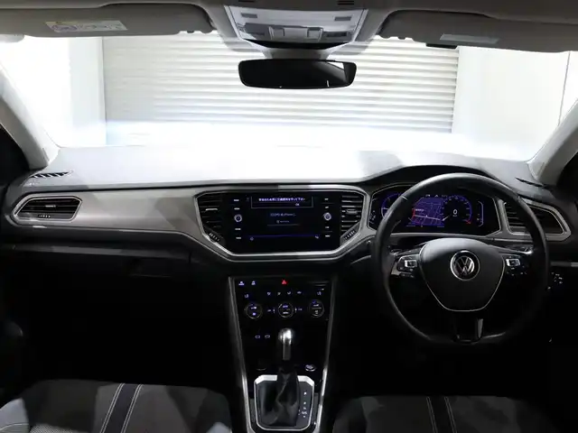 フォルクスワーゲン ＶＷ Ｔ－ロック TDI スタイル デザインPKG 静岡県 2021(令3)年 4.3万km ピュアホワイト 衝突軽減ブレーキ　/ＡＣＣ　/Ｃａｒ Ｐｌａｙ　/純正ナビ　/バックカメラ　/ＢＳＭ　/ＬＫＡ　/パドルシフト　/ＥＴＣ　/純正１７ＡＷ　/アイドリングストップ　/ＬＥＤヘッドライト/スマートキー　/スペアキー１本　/ルーフレール