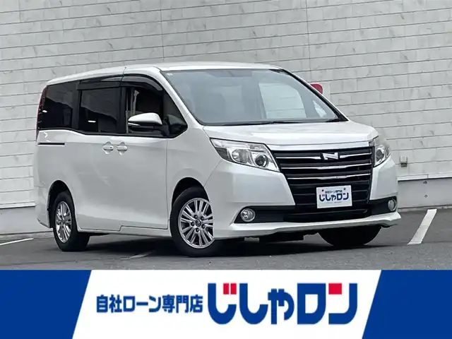 トヨタ ノア G 岡山県 2014(平26)年 14.6万km ホワイトパールクリスタルシャイン (株)IDOMが運営する【じしゃロン岡山店】の自社ローン専用車両です。こちらは現金またはオートローンご利用時の価格です。 自社ローンご希望の方は別途その旨お申し付け下さい/＊ナビ（CD/DVD/BT）/＊フルセグTV/＊バックカメラ/＊両側パわスラ/＊ETC/＊クルコン/＊ドラレコ/＊AW/＊プッシュスタート