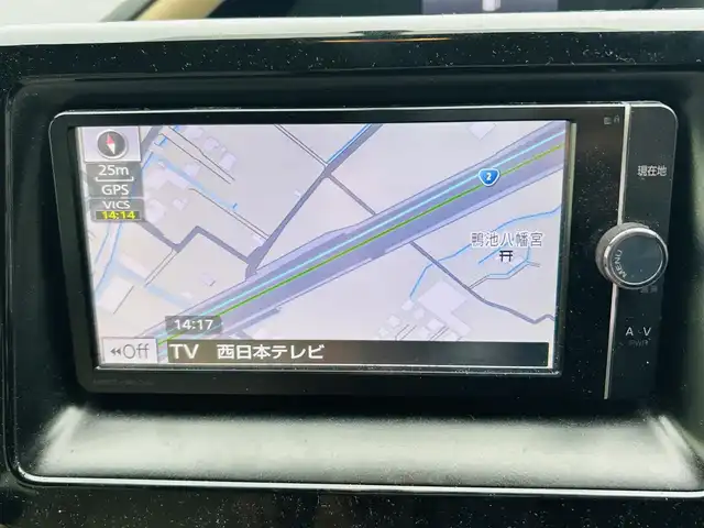 トヨタ ノア G 岡山県 2014(平26)年 14.6万km ホワイトパールクリスタルシャイン (株)IDOMが運営する【じしゃロン岡山店】の自社ローン専用車両です。こちらは現金またはオートローンご利用時の価格です。 自社ローンご希望の方は別途その旨お申し付け下さい/＊ナビ（CD/DVD/BT）/＊フルセグTV/＊バックカメラ/＊両側パわスラ/＊ETC/＊クルコン/＊ドラレコ/＊AW/＊プッシュスタート