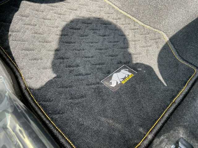 スズキ ジムニー ノマド FC 宮崎県 2025(令7)年 0.2万km パール 純正フロアマット　/ETC/ラゲッジトレイ　/レーダークルコン　/シートヒーター　/バックサポート　/レーンキープ　/アイストップ　/バックソナー　/ヘッドライトクリーナー　/スマートキー　/プッシュスタート　/バックフォグ　/LED