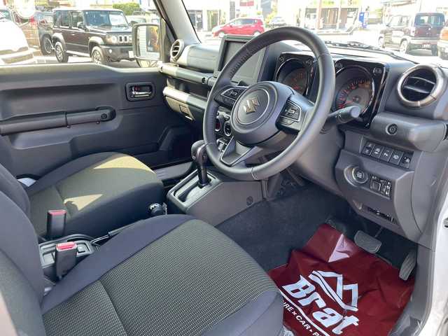 スズキ ジムニー ノマド FC 宮崎県 2025(令7)年 0.2万km パール 純正フロアマット　/ETC/ラゲッジトレイ　/レーダークルコン　/シートヒーター　/バックサポート　/レーンキープ　/アイストップ　/バックソナー　/ヘッドライトクリーナー　/スマートキー　/プッシュスタート　/バックフォグ　/LED