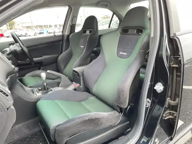 ホンダ アコード ユーロ R 千葉県 2007(平19)年 11.6万km ナイトホークブラックパール 純正ナビ/(AM/FM)/純正momoステアリング/社外エアクリーナー/RECAROシート/フォグランプ/ウィンカーミラー/電動格納ミラー/社外17インチAW/スマートキー/フロアマット/ドアバイザー/取扱説明書/純正エアクリーナー有