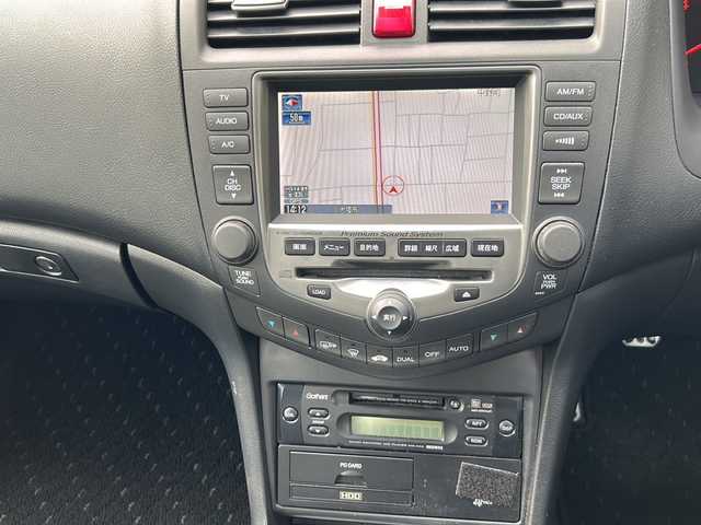 ホンダ アコード ユーロ R 岐阜県 2007(平19)年 11.6万km ナイトホークブラックパール 純正ナビ/(AM/FM)/純正momoステアリング/社外エアクリーナー/RECAROシート/フォグランプ/ウィンカーミラー/電動格納ミラー/社外17インチAW/スマートキー/フロアマット/ドアバイザー/取扱説明書/純正エアクリーナー有