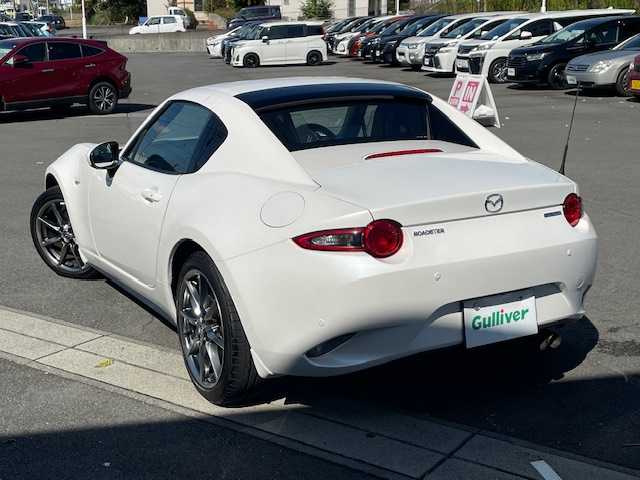 マツダ ロードスター ＲＦ S 静岡県 2021(令3)年 1.5万km スノーフレイクホワイトパールマイカ ●純正ナビ/(フルセグ/CD/DVD/Bluetooth/AUX)/●バックカメラ/●クルーズコントロール/●衝突被害軽減システム/●レーンキープアシスト/●後方パーキングセンサー/●LEDヘッドライト/●オートライト/●革巻きステアリング/●ステアリングスイッチ/●ETC/●前方ドライブレコーダー/●全席シートヒーター/●パドルシフト/●電動ルーフ/●スマートキー/●プッシュスタート/●純正フロアマット/●純正17インチアルミホイール/●ダブルSRS＋ABS/●保証書/●車両取扱説明書/●ナビ取扱説明書