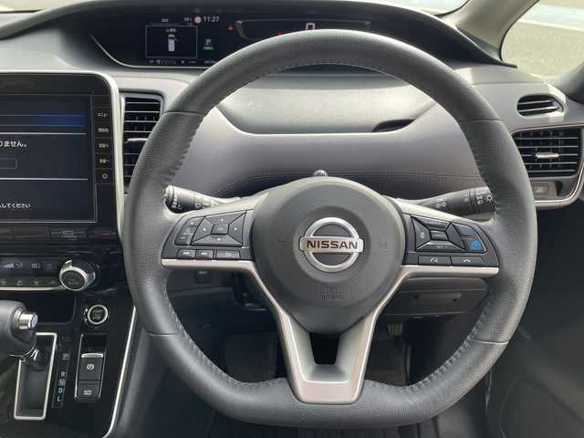 日産 セレナ ハイウェイスター V 愛知県 2020(令2)年 6.5万km ダイヤモンドブラック 純正10型ナビ/フリップダウンモニター/全方位カメラ/プロパイロット/バックカメラ/ハンズフリースライドドア/コーナーセンサー/純正アルミホイール/ブラインドスポットモニター/LEDヘッドライト/インテリジェントミラー/ドライブレコーダー/ETC/衝突軽減システム/フルセグ/CD DVD/Bluetooth/ステアリングスイッチ/スマートキー/プッシュスタート