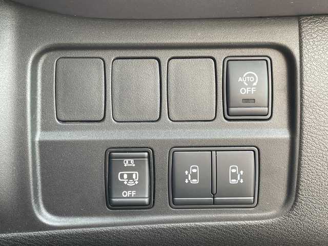 日産 セレナ ハイウェイスター V 愛知県 2020(令2)年 6.5万km ダイヤモンドブラック 純正10型ナビ/フリップダウンモニター/全方位カメラ/プロパイロット/バックカメラ/ハンズフリースライドドア/コーナーセンサー/純正アルミホイール/ブラインドスポットモニター/LEDヘッドライト/インテリジェントミラー/ドライブレコーダー/ETC/衝突軽減システム/フルセグ/CD DVD/Bluetooth/ステアリングスイッチ/スマートキー/プッシュスタート