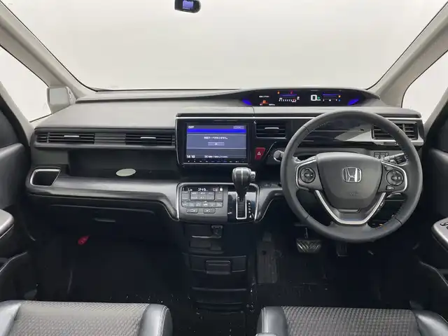 ホンダ ステップワゴン スパーダ クールスピリット 群馬県 2016(平28)年 8.9万km プレミアムスパークルブラックパール 純正１１型後席モニター　純正９型ナビ　バックカメラ　アダクティブクルーズコントロール　衝突被害軽減システム　両側電動スライドドア　パドルシフト　シートヒーター　ＥＴＣ　ドラレコ　スマートキー　禁煙車