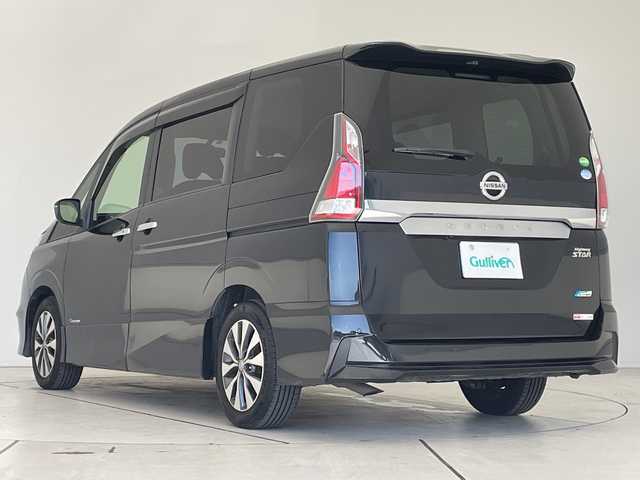 日産 セレナ ハイウェイスター 愛知県 2017(平29)年 7.4万km ダイヤモンドブラック プロパイロット/純正ナビ/フリップダウンモニター/両側パワースライドドア/レーダークルーズコントロール/バックカメラ/純正アルミホイール/衝突軽減システム/フルセグ/CD DVD/Bluetooth/ステアリングスイッチ/スマートキー/プッシュスタート