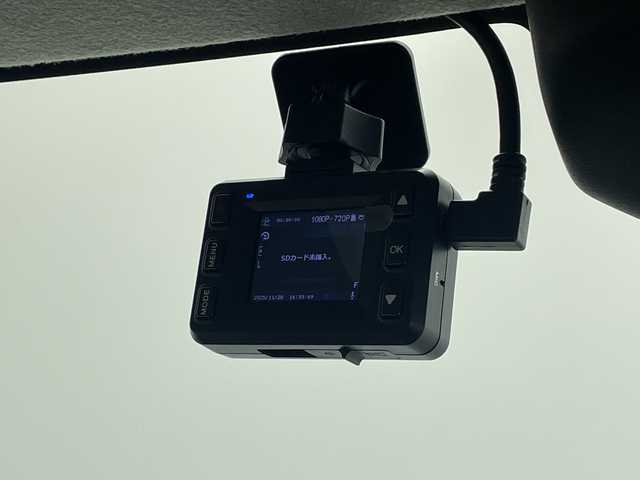 スズキ スペーシア カスタム HYBRID XS ターボ 愛知県 2024(令6)年 1.3万km ピュアホワイトパール/ブラック2トーン 純正9型ナビ/・Bluetooth/・CD/DVD/・フルセグテレビ/・AppleCarPlay/全方位モニター/両側パワースライドドア/衝突軽減ブレーキ/レーンキープアシスト/オートマチックハイビーム/前後コーナーセンサー/ハーフレザーシート/シートヒーター/ステアリングヒーター/レーダークルーズコントロール/前後ドライブレコーダー/ビルトインETC/LEDヘッドライト