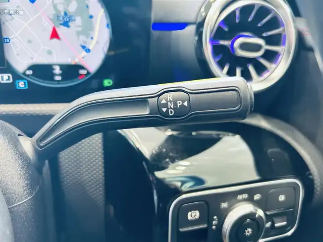 メルセデス・ベンツ ＣＬＡ２００ｄ AMGライン 大阪府 2021(令3)年 3.1万km コスモスブラック レーダーセーフティ/純正ナビ/TV/バックカメラ/ACC/純正18インチAW/LEDヘッドライト/アンビエントライト/ハーフ革/メモリ付きパワーシート/シートヒーター/クリアランスソナー/ブラインドスポット/ワイヤレス充電