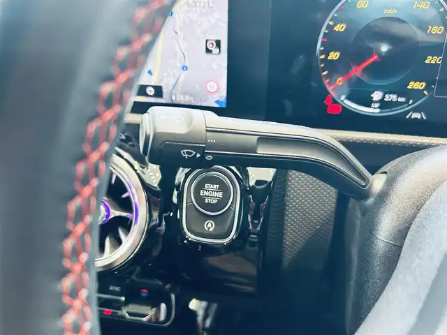 メルセデス・ベンツ ＣＬＡ２００ｄ AMGライン 大阪府 2021(令3)年 3.1万km コスモスブラック レーダーセーフティ/純正ナビ/TV/バックカメラ/ACC/純正18インチAW/LEDヘッドライト/アンビエントライト/ハーフ革/メモリ付きパワーシート/シートヒーター/クリアランスソナー/ブラインドスポット/ワイヤレス充電