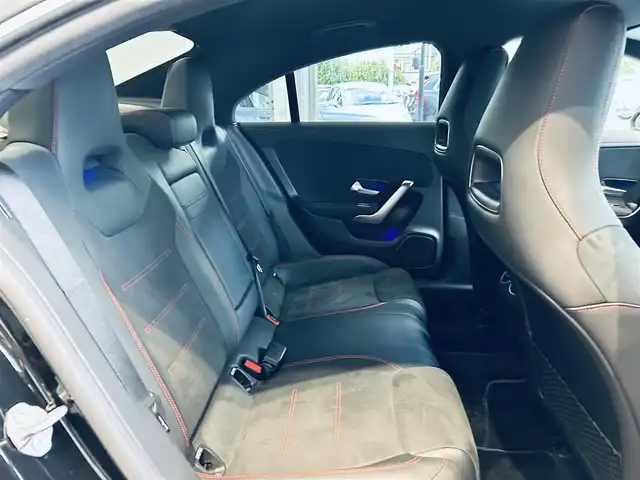 メルセデス・ベンツ ＣＬＡ２００ｄ AMGライン 大阪府 2021(令3)年 3.1万km コスモスブラック レーダーセーフティ/純正ナビ/TV/バックカメラ/ACC/純正18インチAW/LEDヘッドライト/アンビエントライト/ハーフ革/メモリ付きパワーシート/シートヒーター/クリアランスソナー/ブラインドスポット/ワイヤレス充電