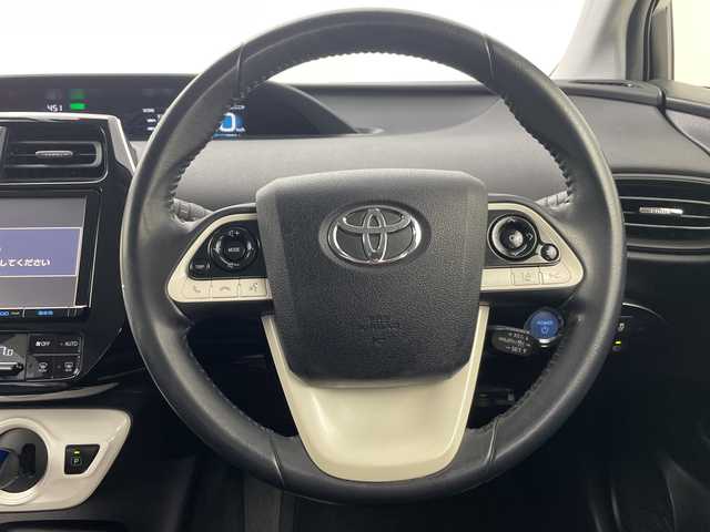 トヨタ プリウス Sセーフティプラス 愛知県 2016(平28)年 4.8万km スティールブロンドM 純正ナビ/・Bluetooth/・フルセグ/・DVD/CD/バックカメラ/追従クルコン/ビルドインETC2.0/衝突軽減/コーナーセンサー/レーンキープ/オートハイビーム/オートライト/LEDヘッドライト