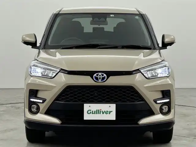 トヨタ ライズ Z 福岡県 2022(令4)年 5.1万km ナチュラルベージュマイカM 純正ディスプレイオーディオ　/全方位カメラ　/ビルトインＥＴＣ　/ＡＣＣ　/コーナーセンサー　/衝突被害軽減ブレーキ　/レーンキープ　/先行車発進お知らせ　/シートヒーター　/ステアリングリモコン/純正１７インチＡＷ