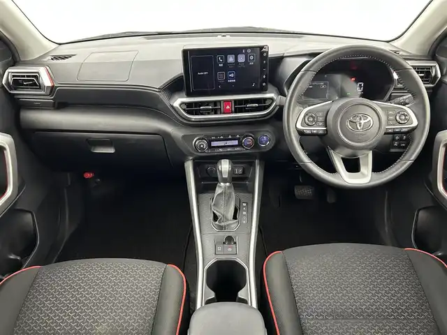トヨタ ライズ Z 福岡県 2022(令4)年 5.1万km ナチュラルベージュマイカM 純正ディスプレイオーディオ　/全方位カメラ　/ビルトインＥＴＣ　/ＡＣＣ　/コーナーセンサー　/衝突被害軽減ブレーキ　/レーンキープ　/先行車発進お知らせ　/シートヒーター　/ステアリングリモコン/純正１７インチＡＷ