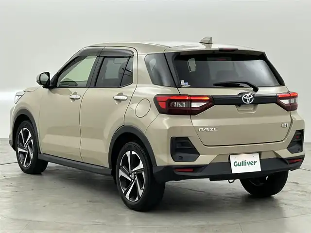 トヨタ ライズ Z 福岡県 2022(令4)年 5.1万km ナチュラルベージュマイカM 純正ディスプレイオーディオ　/全方位カメラ　/ビルトインＥＴＣ　/ＡＣＣ　/コーナーセンサー　/衝突被害軽減ブレーキ　/レーンキープ　/先行車発進お知らせ　/シートヒーター　/ステアリングリモコン/純正１７インチＡＷ