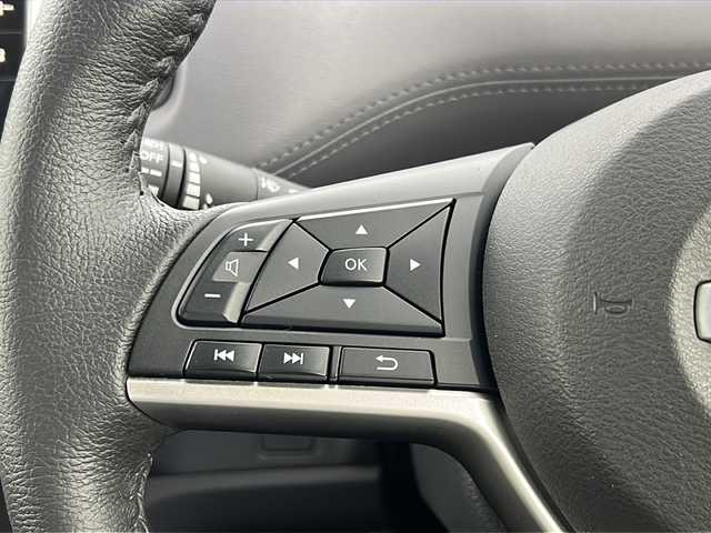 日産 セレナ e－パワー ハイウェイスター V 宮城県 2021(令3)年 4.8万km ブリリアントホワイトパール 【セーフティーパックA】/・エマージェンシーブレーキ/・プロパイロット/・車線逸脱警報/・後側方車両検知警報/・コーナーセンサー（前後）/・道路標識表示/・ふらつき警報/純正10型SDナビ（MM520D-L）/地図SDなし動作未確認/・フルセグTV/・BT.CD/DVD/アラウンドビューモニター/インテリジェントルームミラー/両側パワースライド/ハンズフリー機能あり/ビルトインETC/LEDヘッドライト/LEDフォグ/純正AW/純正ドライブレコーダー/純正フロアマット/プッシュスタート/スマートキー