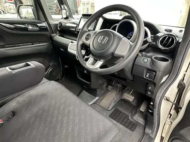ホンダ Ｎ ＢＯＸ ＋ カスタム G Aパッケージ 群馬県 2014(平26)年 5.1万km 黒 ナビゲーション　/フルセグテレビ　/ＣＤ＆ＤＶＤ　/バックカメラ　/ＥＴＣ　/パワースライドドア　/ＨＩＤヘッドライト　/フォグランプ　/シティ－ブレーキアシスト　/保証書　/取扱説明書　/整備手帳