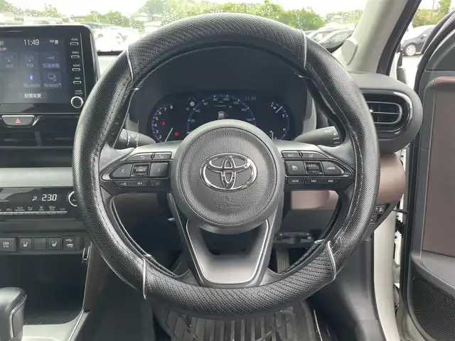 トヨタ ヤリスクロス Z 愛媛県 2021(令3)年 6.2万km ブラックマイカ/ホワイトパールクリスタルシャイン 2トーン 純正ディスプレイオーディオ　/AM/FM/BT/バックカメラ　/トヨタセーフティセンス　/レーダークルーズコントロール　/車線逸脱防止装置　/衝突被害軽減装置　/ブラインドスポットモニター　/前後ドライブレコーダー　/LEDヘッドライト　/ETC/電格ミラー/ヒートミラー/ステアリングリモコン/ヘッドライトレベライザー/現状サマー(純正AW)(215/50/R18)/DUNLOP ENASAVE EC300＋