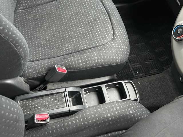 トヨタ ラクティス G 岐阜県 2008(平20)年 4.7万km シルバーマイカM ワンオーナー/純正オーディオ/AM/FM/CD/AUX/純正フロアマット/ドアバイザー